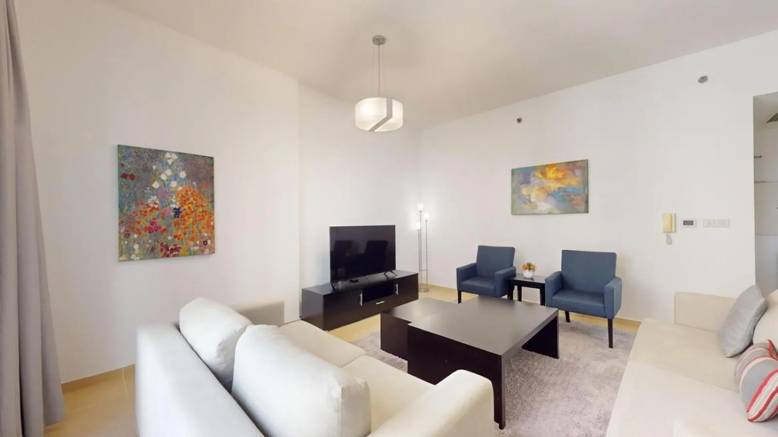 Shams 1 - Classic Three Bedroom Apartment In Jbr Dubai