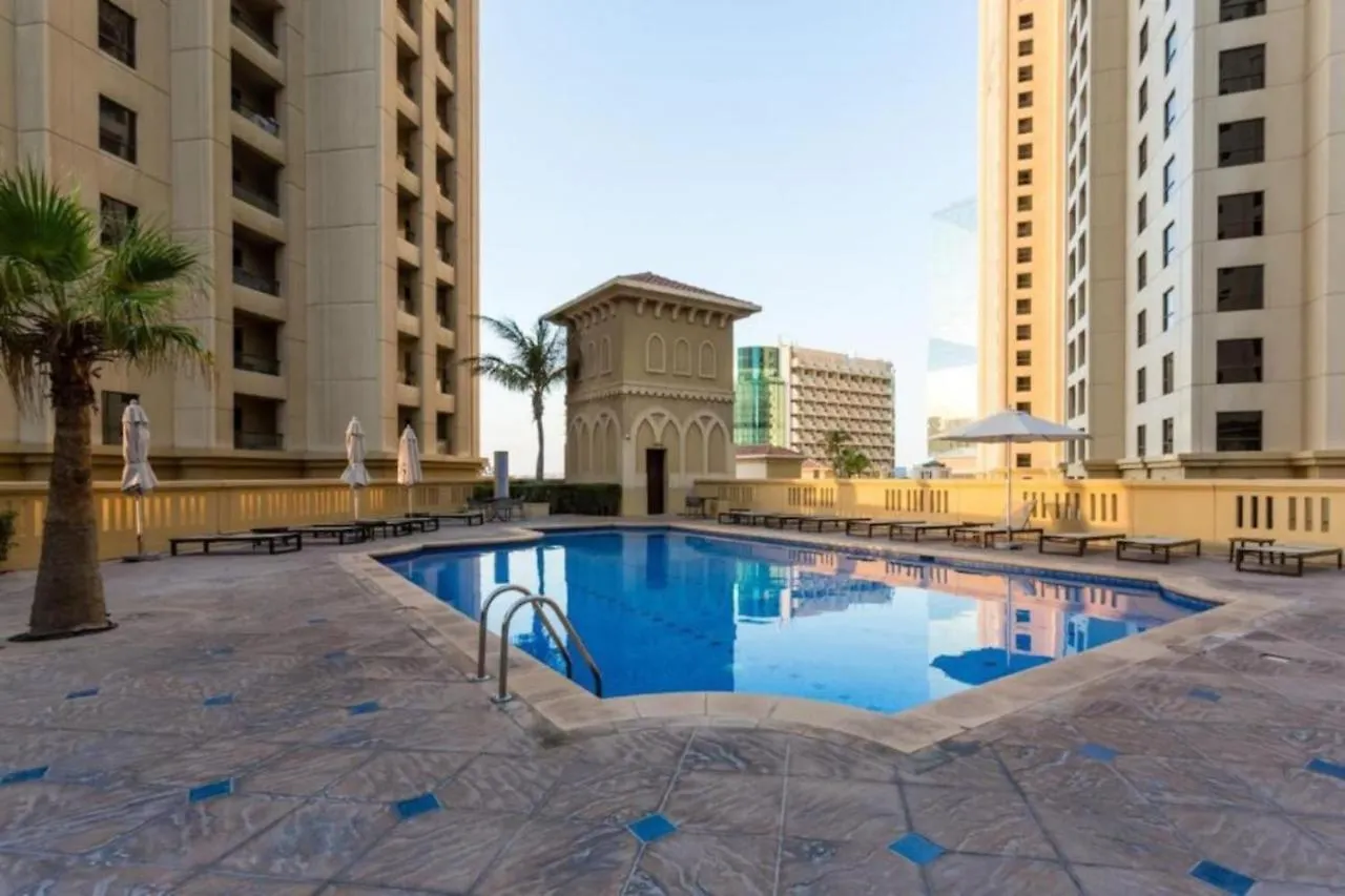 Shams 1 - Classic Three Bedroom Apartment In Jbr Dubai
